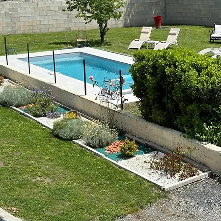 La La Puyerre Maison d'hôtes Hours