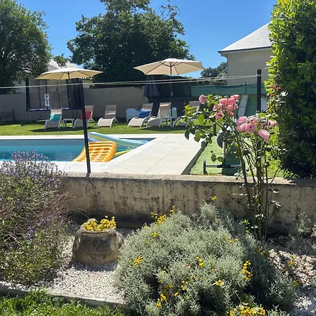 Maison d'hôtes La La Puyerre Hours